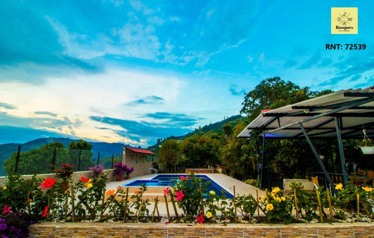 Bosques De La Pradera Hotell La Linda Exteriör bild